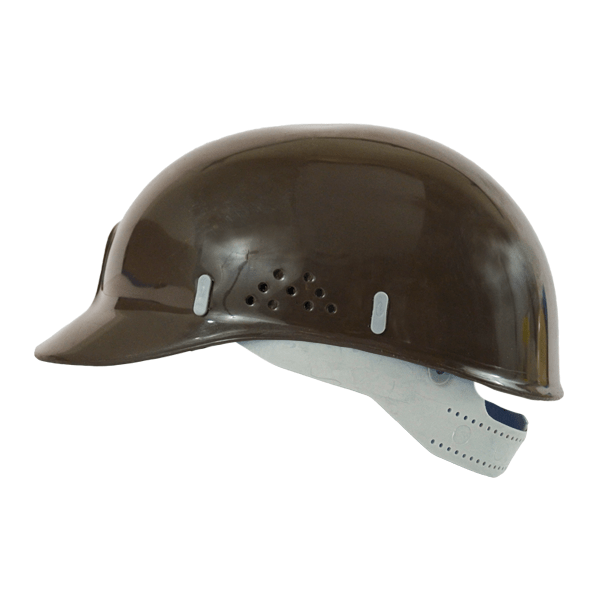Un casco de cricket de color marrón brillante con protector facial y orificios de ventilación, mostrado sobre un fondo blanco liso. el casco tiene un diseño contorneado para un mejor ajuste y protección.