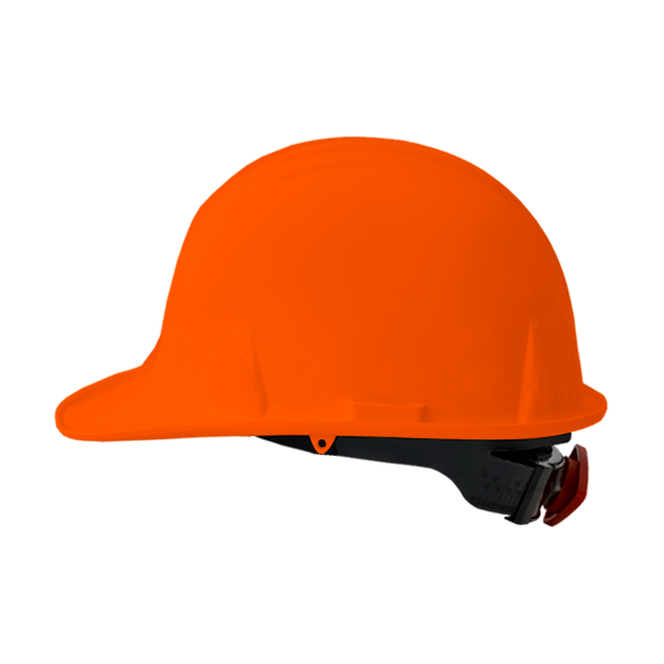 Un casco de seguridad naranja, un casco, aislado sobre un fondo blanco, visto desde un lado con una correa ajustable para la barbilla visible.