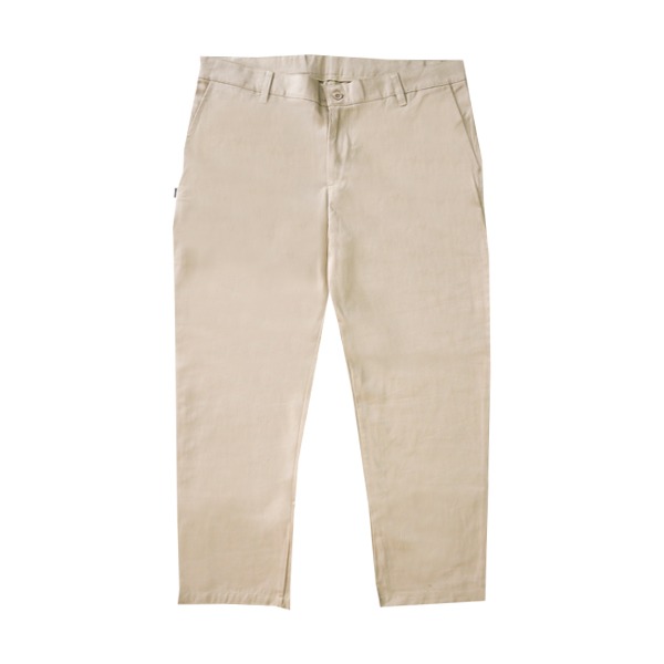 Un par de pantalones chinos beige colocados sobre un fondo blanco. los pantalones muestran un frente limpio y planchado con costuras visibles, trabillas para cinturón y cierre frontal de botones.