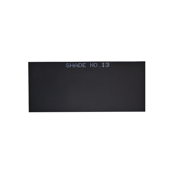 Una etiqueta negra rectangular con texto blanco que dice "sombra n.º 13" centrada, sobre un fondo negro ligeramente más claro.